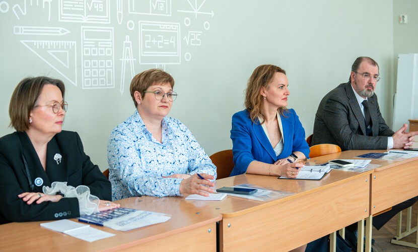 Развитие гимназического образования обсудили на Петербургском международном образовательном форуме  