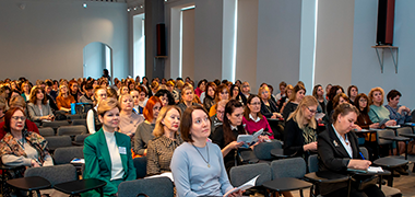 Лучшие практики образования школьников с ОВЗ представили ПМОФ-2024