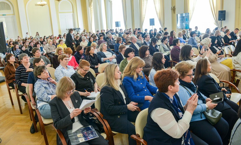 Развитие гимназического образования обсудили на Петербургском международном образовательном форуме  