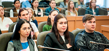 Педагогическая олимпиада молодых учителей стартовала на ПМОФ-2025