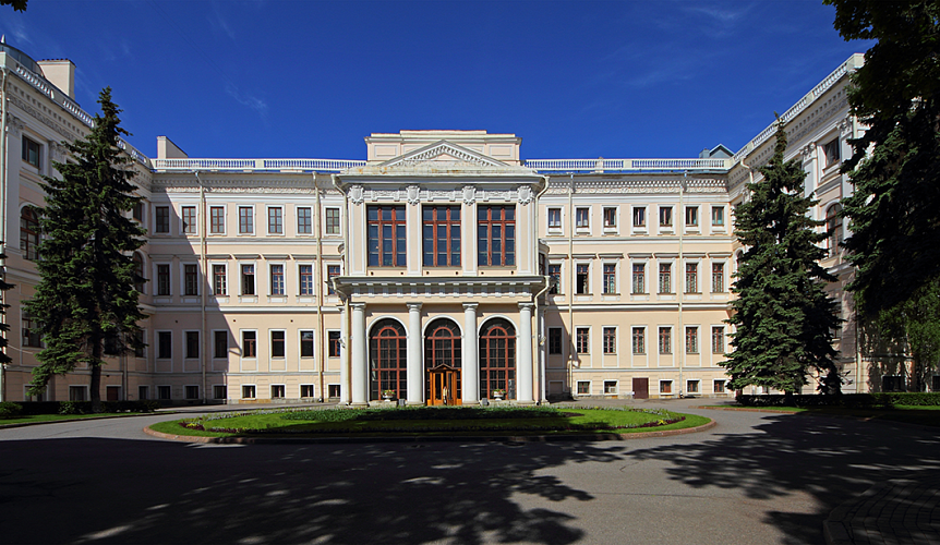 Городской дворец творчества юных приглашает на Петербургский международный образовательный форум
