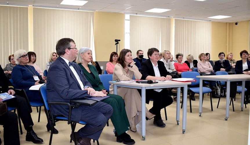 Сетевую образовательную программу для педагогов представили в ИМЦ Московского района